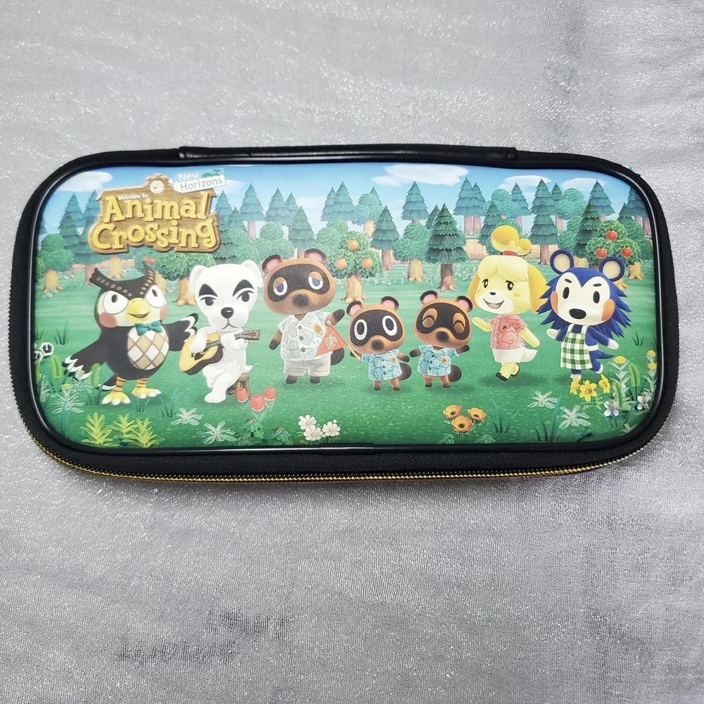 Nintendo Switch Animal Crossing Hard Shell Deluxe Carrying Case‎ Traveler